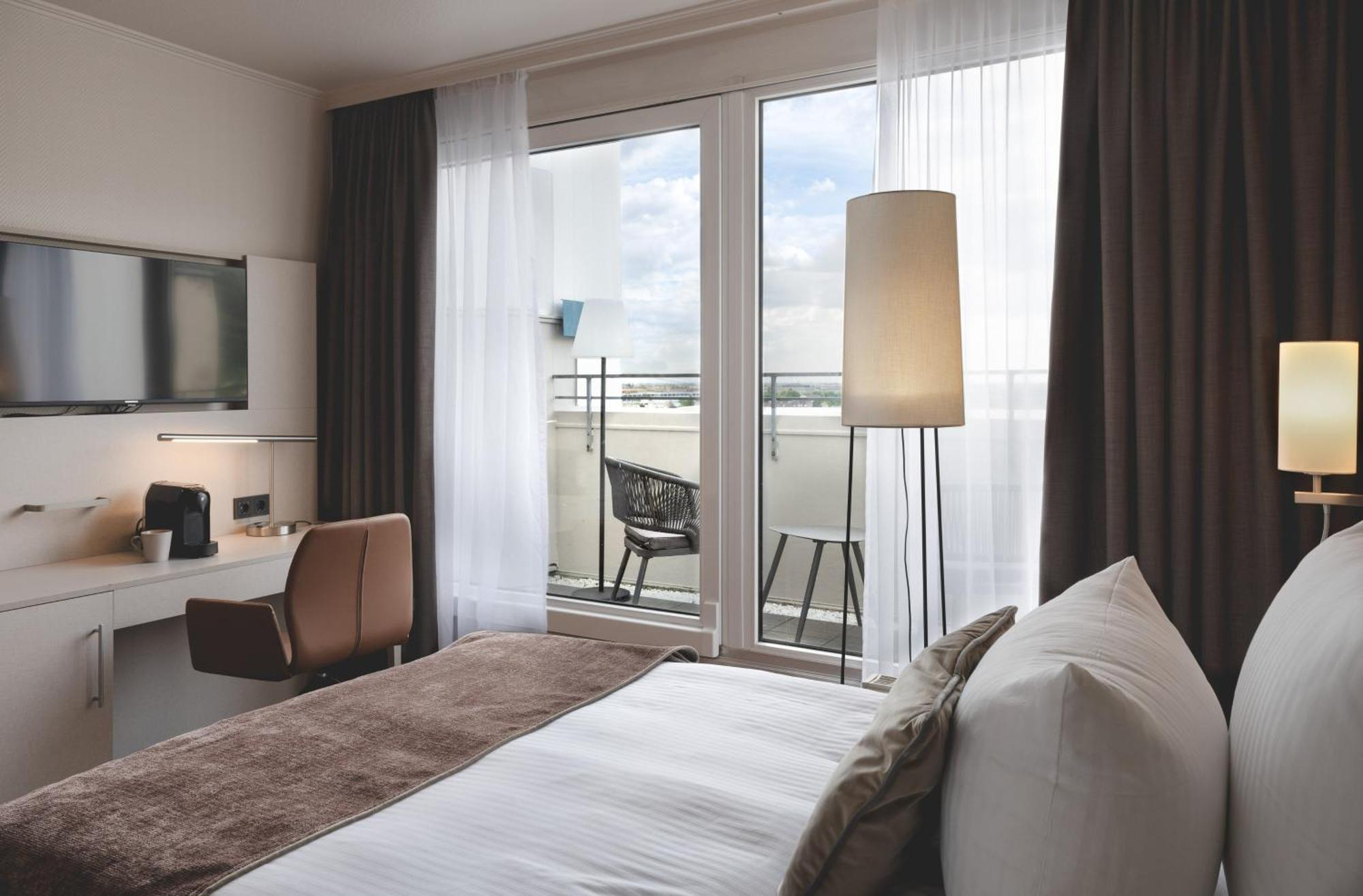 Leonardo Hotel Heidelberg City Center Екстер'єр фото